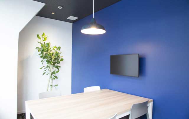 TECH::CAMP（テックキャンプ）エンジニア転職の面談やカウンセリングで使う個室の写真