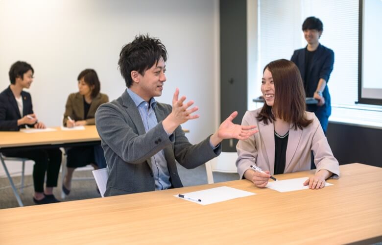 テックキャンプエンジニア転職のキャリアアドバイザーとの面談の写真