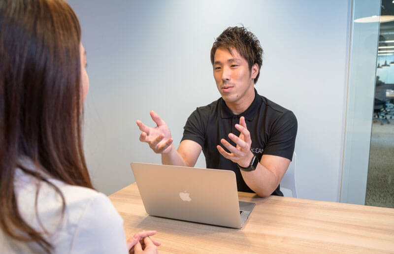テックキャンプエンジニア転職のライフコーチによるサポートの様子の写真